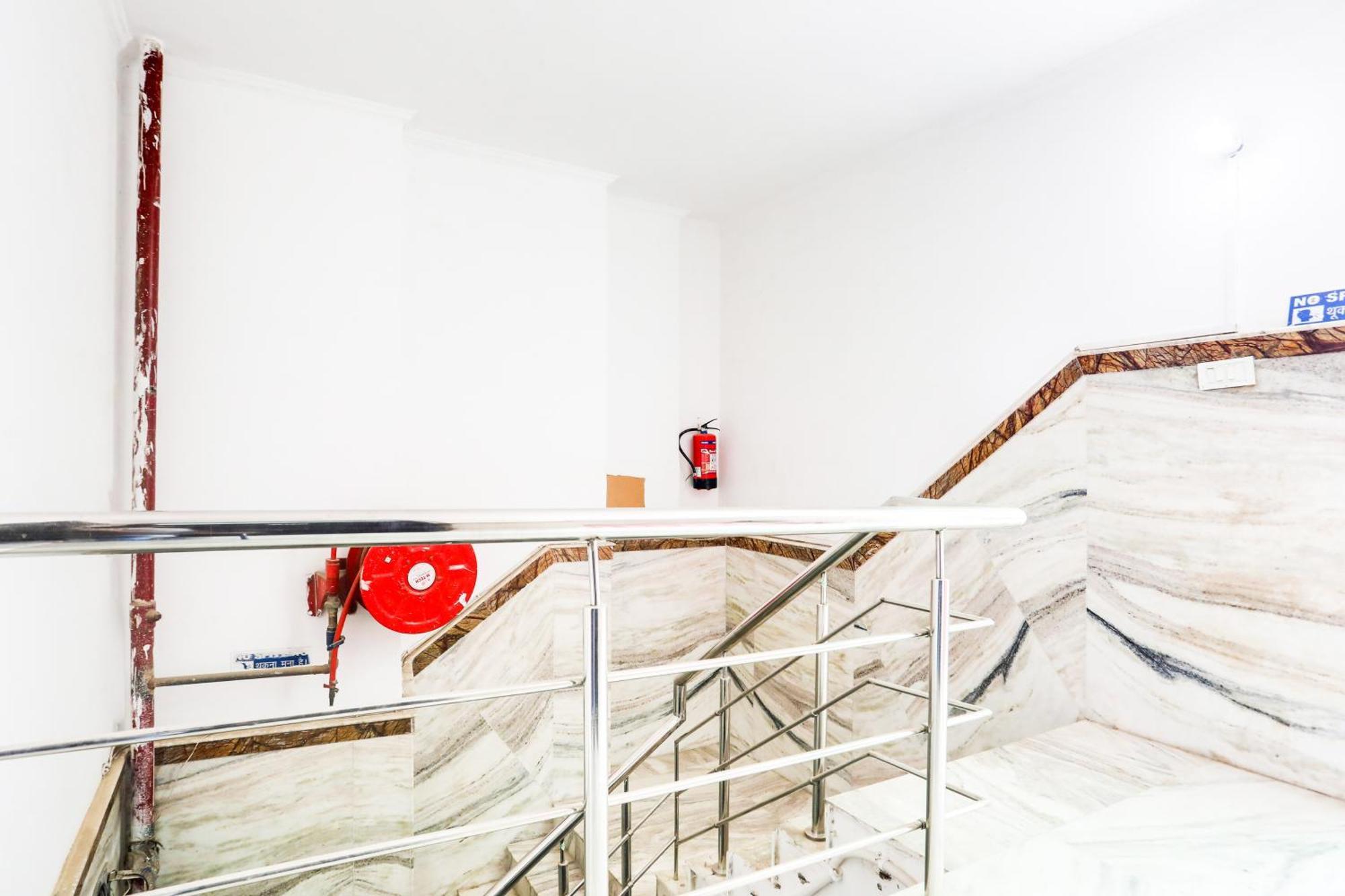Hotel O Anchal Dx 新德里 外观 照片